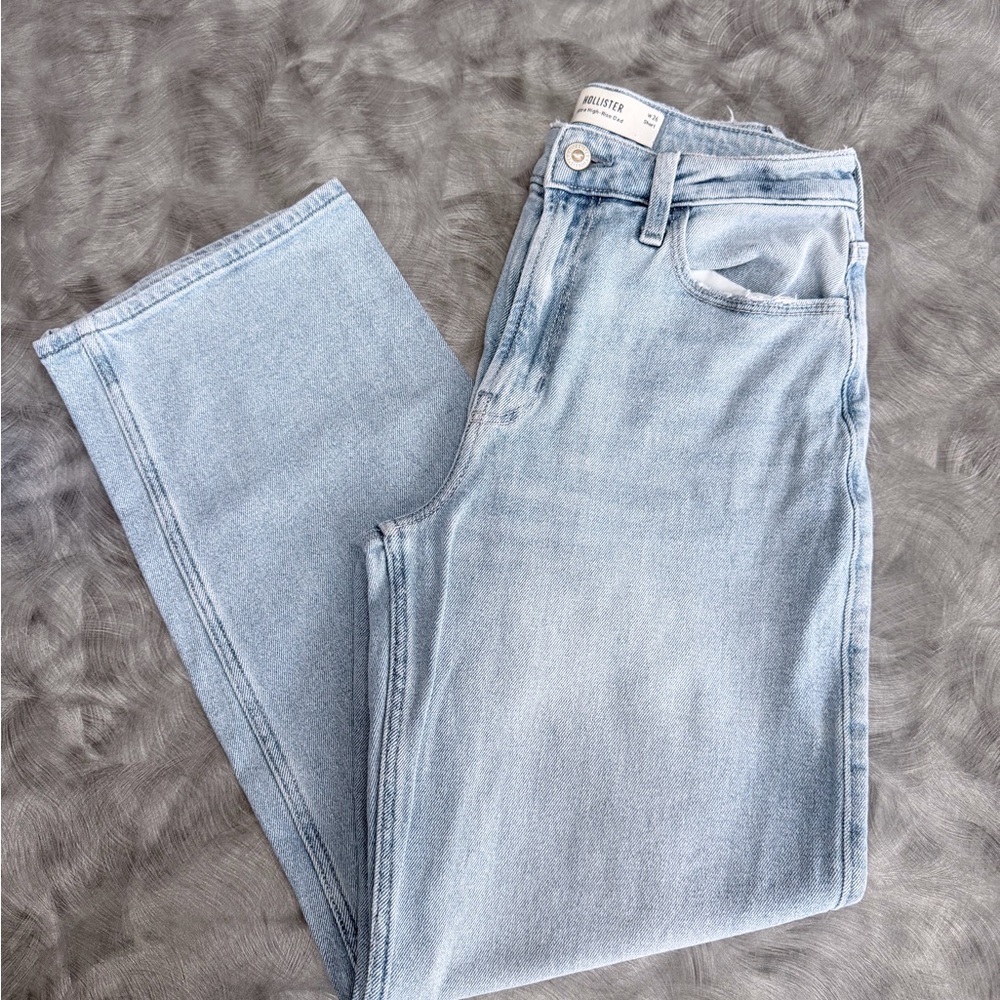 Hollister Faded Blue Ultra High-Rise Dad Jeans  Size 26P